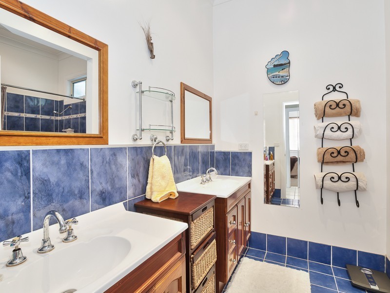 8 Jefferson Street, Adamstown NSW 2289