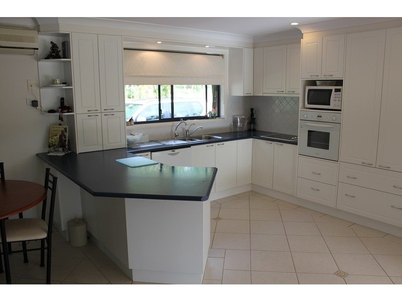 20 Mullalone Place, Pampoolah NSW 2430