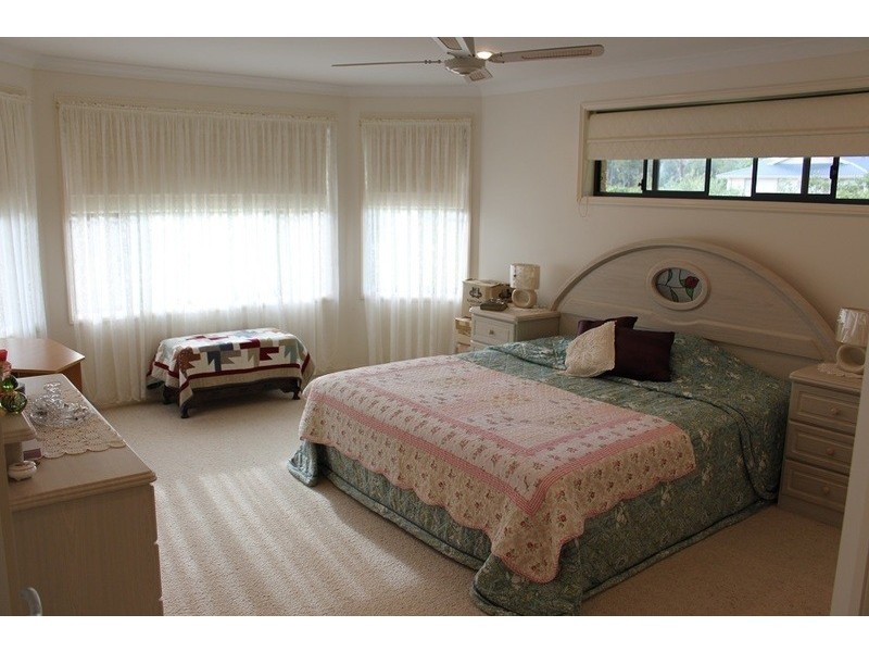 20 Mullalone Place, Pampoolah NSW 2430