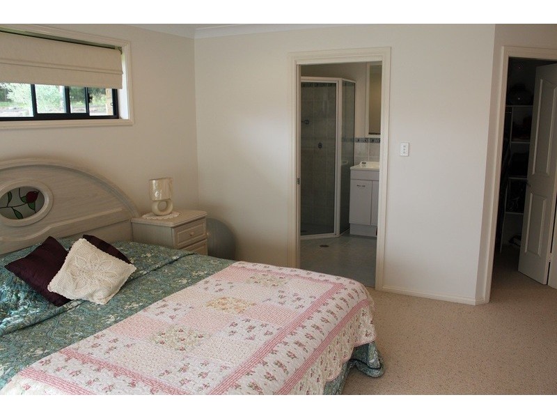 20 Mullalone Place, Pampoolah NSW 2430