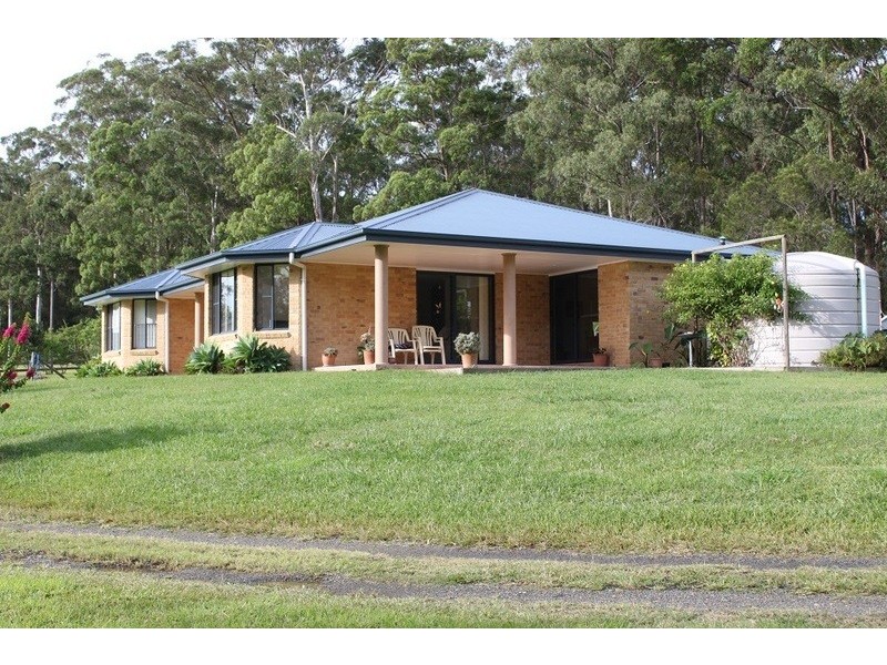 20 Mullalone Place, Pampoolah NSW 2430