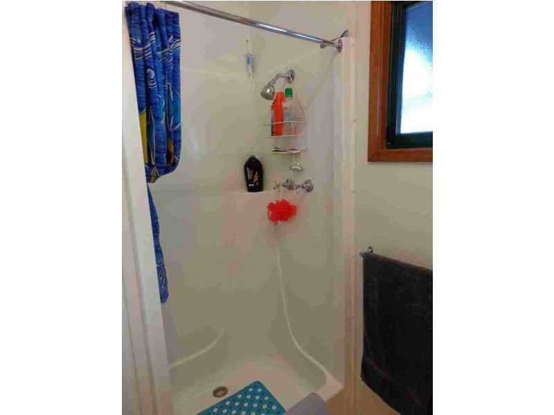 212  Palm Drive, Belmont NSW 2280