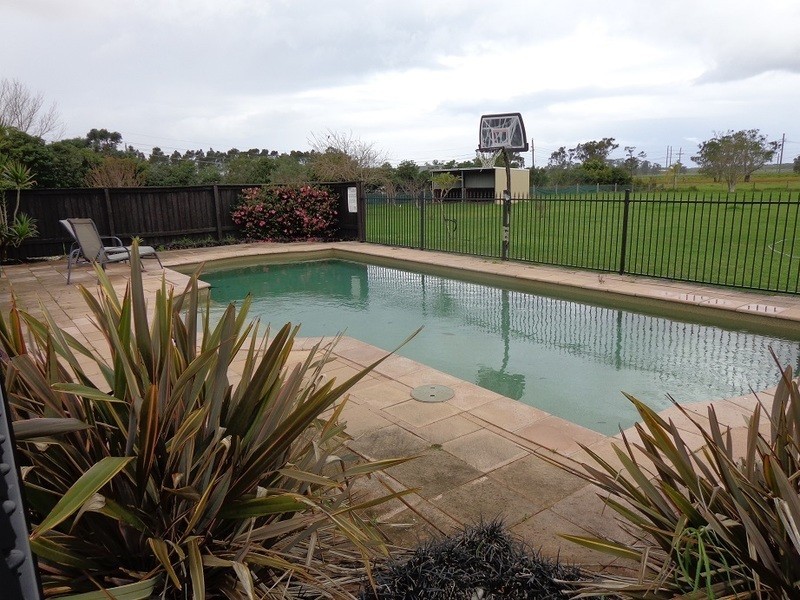 14 Lavis Lane, Williamtown NSW 2318