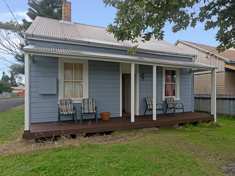 34 William Street, Stockton NSW 2295
