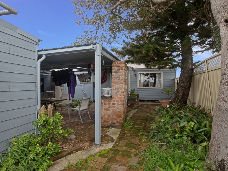 34 William Street, Stockton NSW 2295