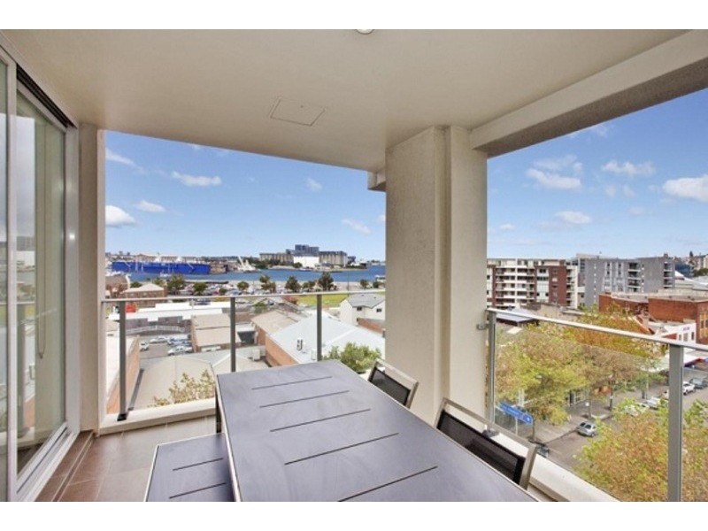 61/741 Hunter Street, Newcastle NSW 2300