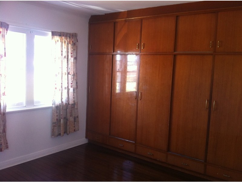 2 Silsoe Street, Mayfield NSW 2304