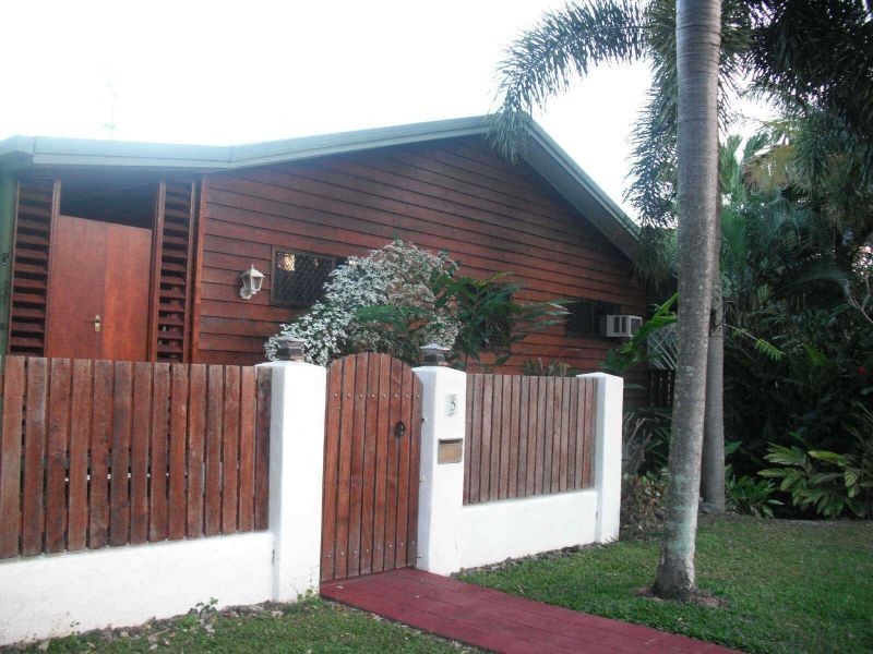 5 Donnelly Close, Brinsmead QLD 4870