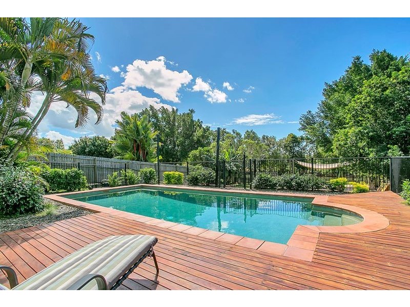 36 Southerden Drive, Mooroobool QLD 4870