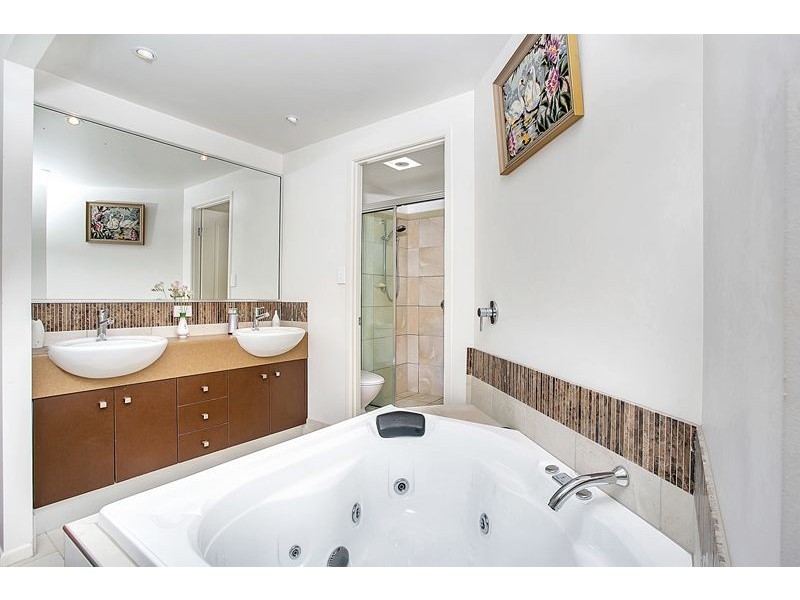 2/27-29 Pembroke Street, Parramatta Park QLD 4870