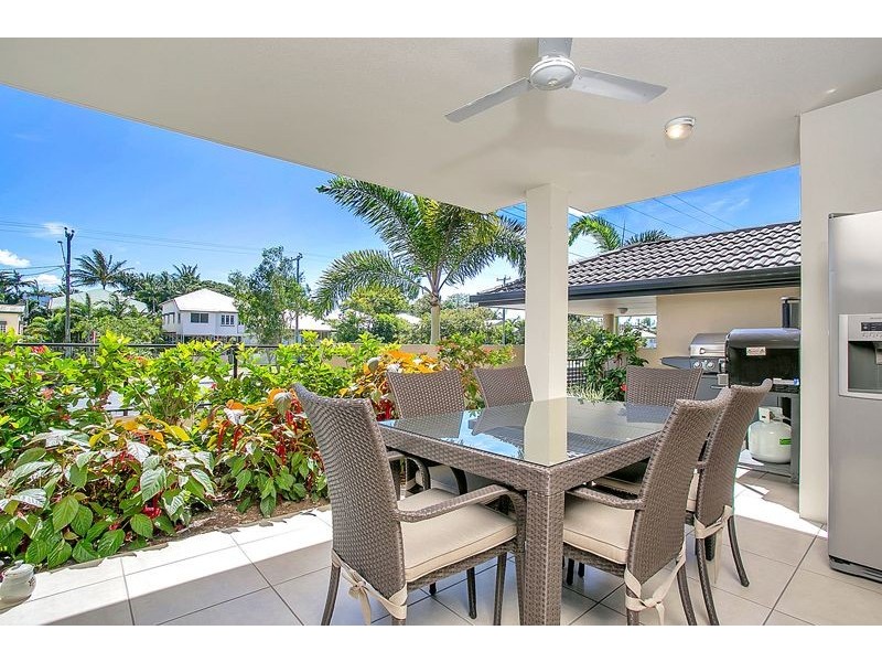 2/27-29 Pembroke Street, Parramatta Park QLD 4870