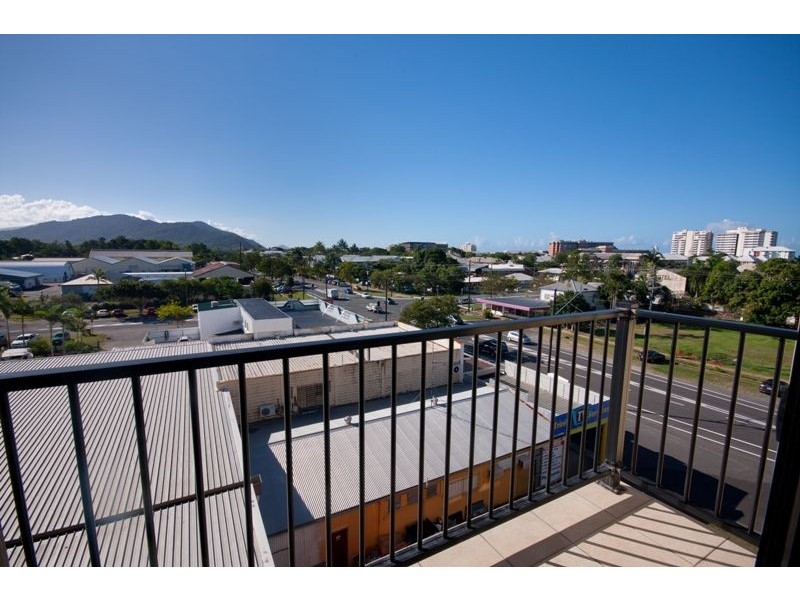 37/93-95 McLeod Street, Cairns QLD 4870