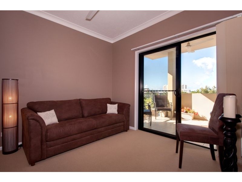 37/93-95 McLeod Street, Cairns QLD 4870