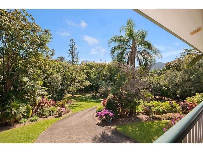 5 Sophia Close, Fishery Falls QLD 4871