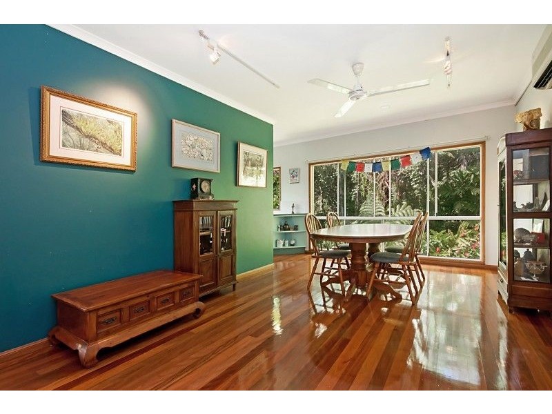 5 Sophia Close, Fishery Falls QLD 4871