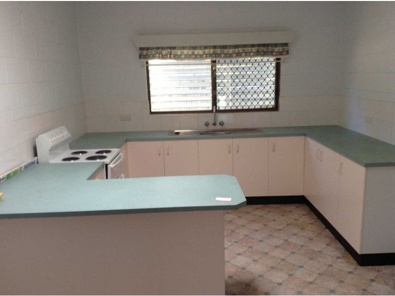 1/37 Simon Street, Freshwater QLD 4870