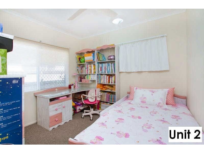 2/9 Deshon Street, Whitfield QLD 4870