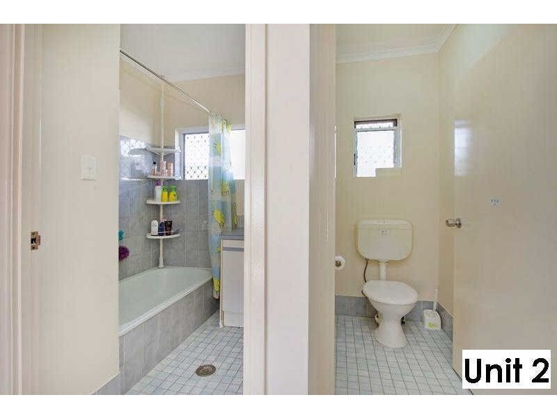 2/9 Deshon Street, Whitfield QLD 4870