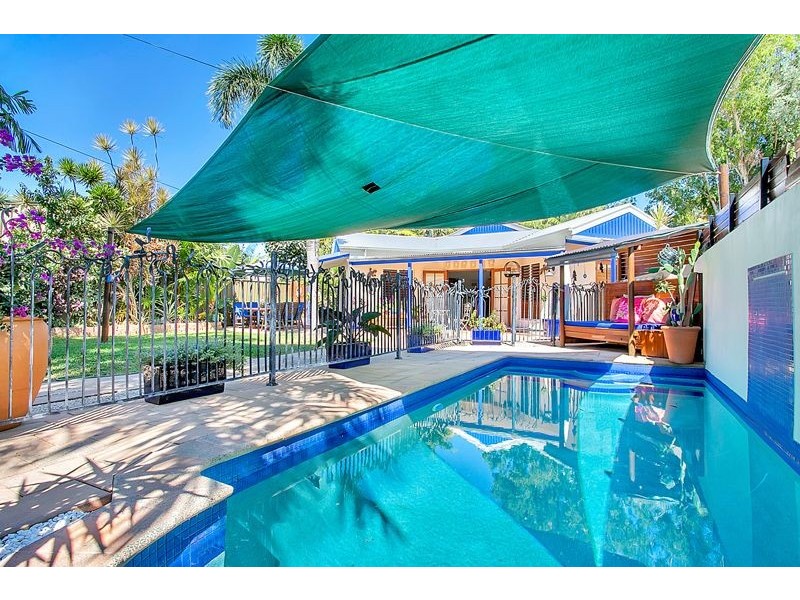 13 Magnolia Street, Holloways Beach QLD 4878