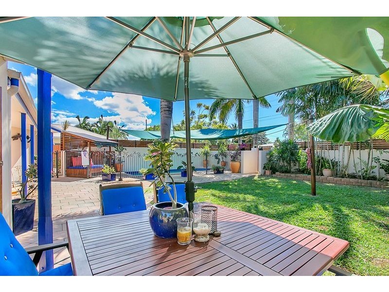 13 Magnolia Street, Holloways Beach QLD 4878