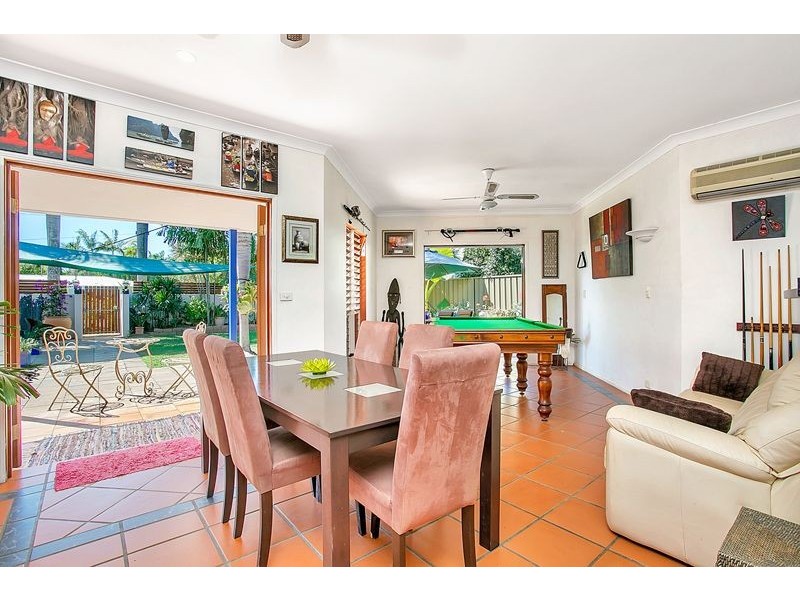 13 Magnolia Street, Holloways Beach QLD 4878