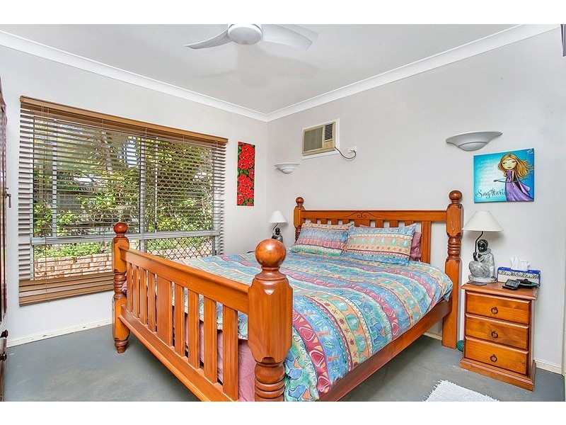 13 Magnolia Street, Holloways Beach QLD 4878