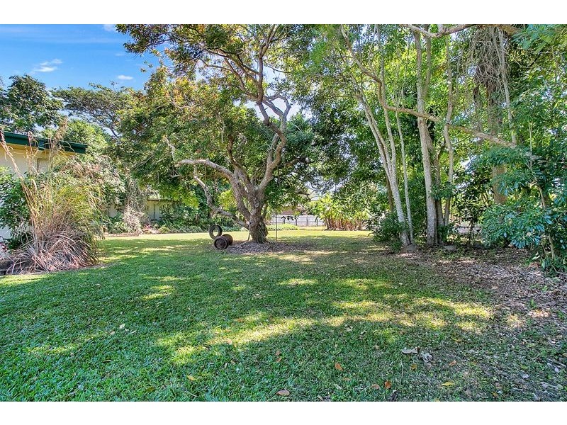 5 Turquoise Close, Bayview Heights QLD 4868