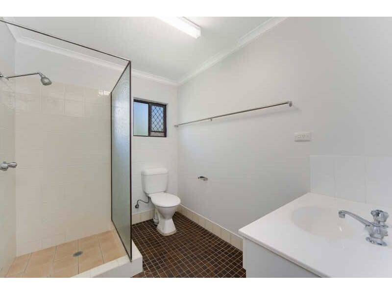 4/40 Armbrust Street, Manoora QLD 4870