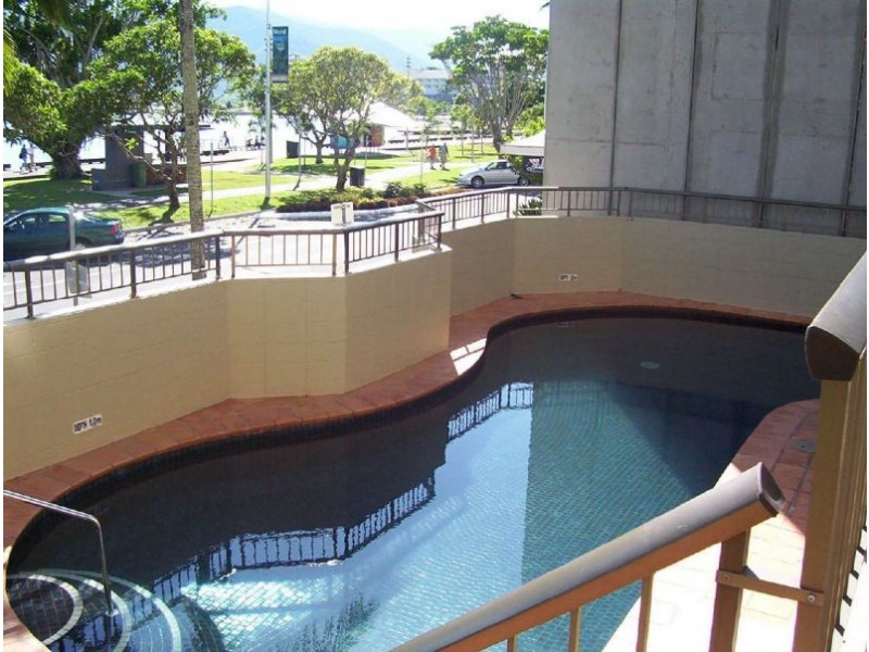 52/107 Esplanade, Cairns QLD 4870