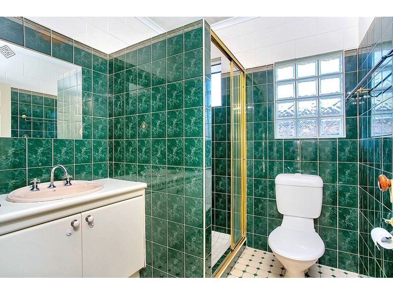 66 Callum Street, Mooroobool QLD 4870