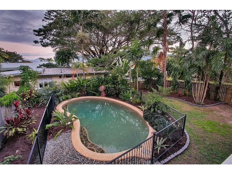 32 Pyne St (AKA 55 Walsh St, Edge Hill QLD 4870