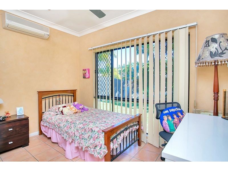 14 Castaways Close, Kewarra Beach QLD 4879