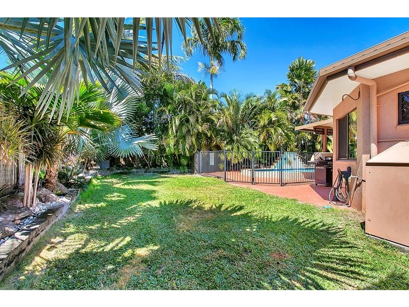 14 Castaways Close, Kewarra Beach QLD 4879