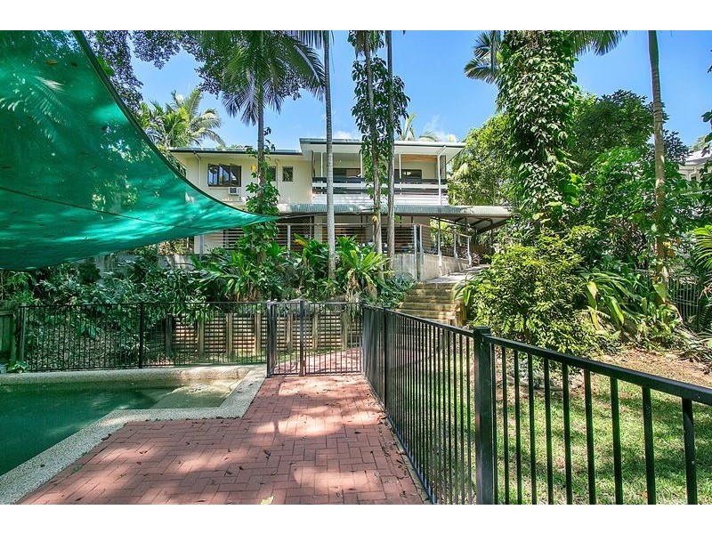 14 View Street, Brinsmead QLD 4870