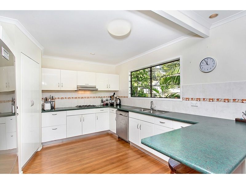 14 View Street, Brinsmead QLD 4870