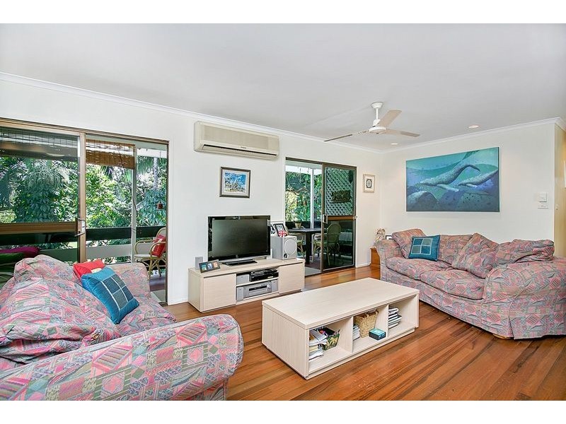 14 View Street, Brinsmead QLD 4870