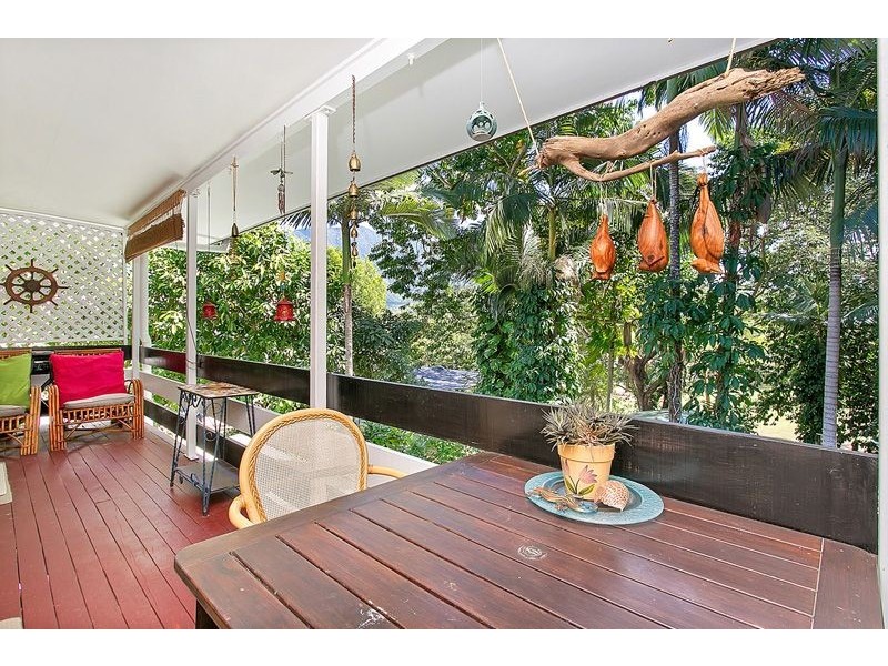 14 View Street, Brinsmead QLD 4870