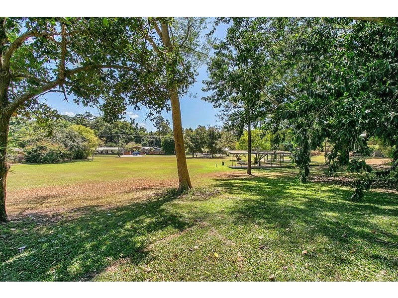 14 View Street, Brinsmead QLD 4870