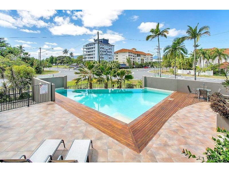 101/335 Lake Street, Cairns North QLD 4870