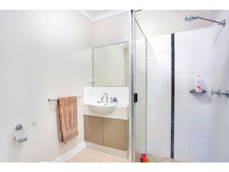 101/335 Lake Street, Cairns North QLD 4870
