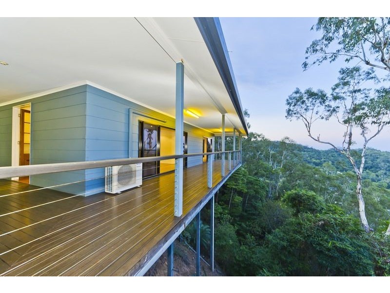 39-41 Chatham Terrace, Smithfield QLD 4878