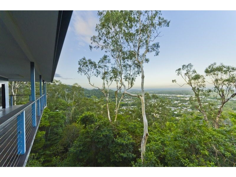 39-41 Chatham Terrace, Smithfield QLD 4878