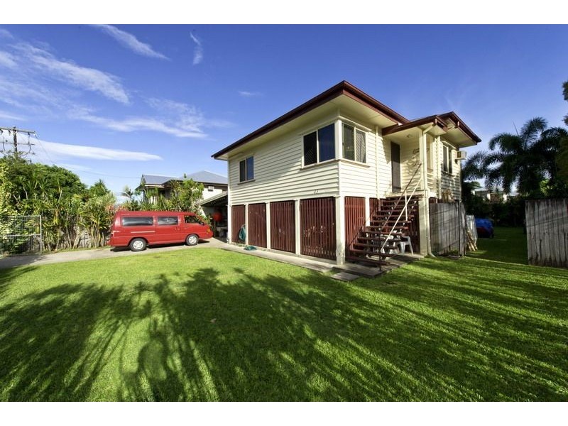 43 Balaclava Road, Earlville QLD 4870