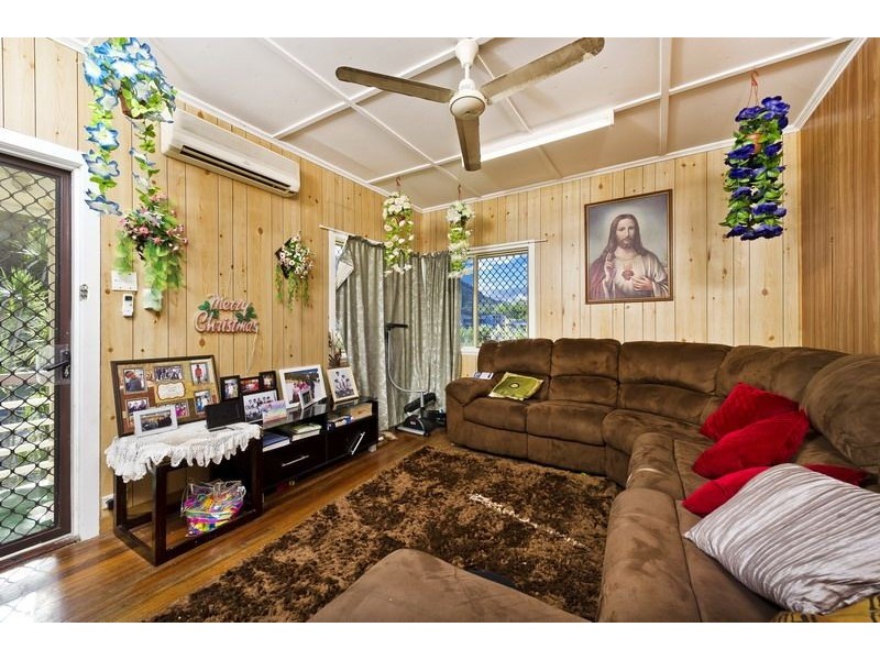 43 Balaclava Road, Earlville QLD 4870