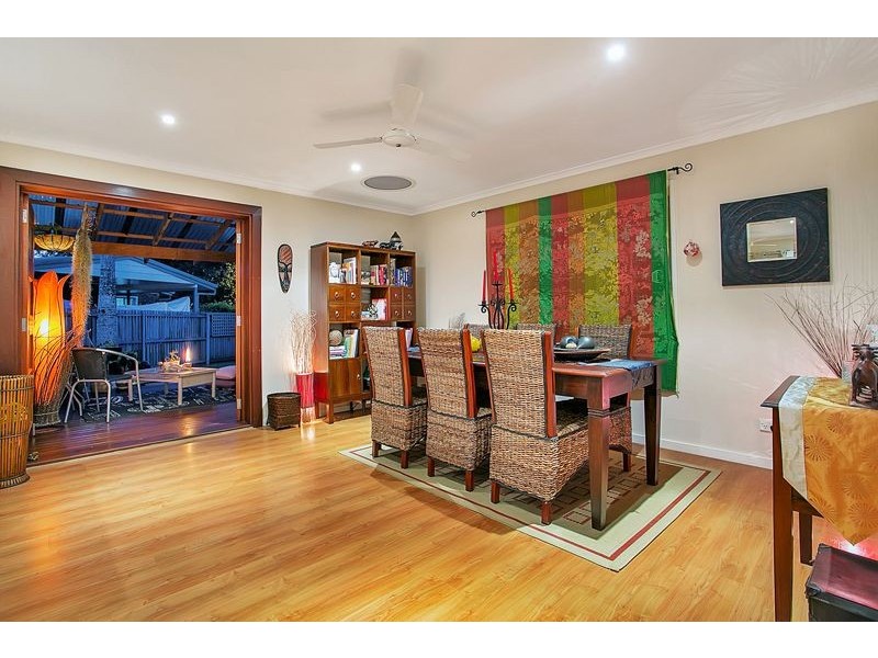 7 Goru Court, Mooroobool QLD 4870