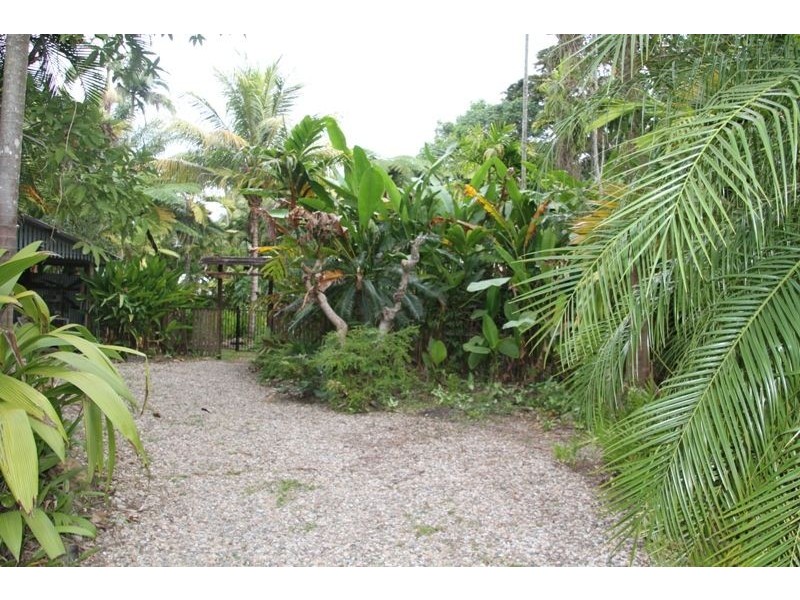 29-33 Sandwich Street, Kamerunga QLD 4870