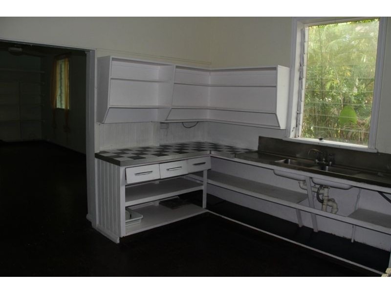 29-33 Sandwich Street, Kamerunga QLD 4870