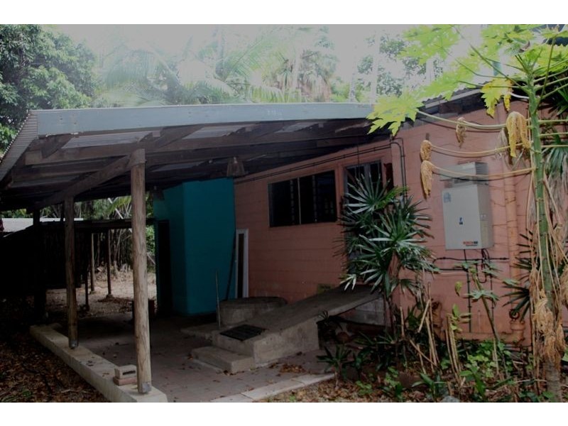 29-33 Sandwich Street, Kamerunga QLD 4870