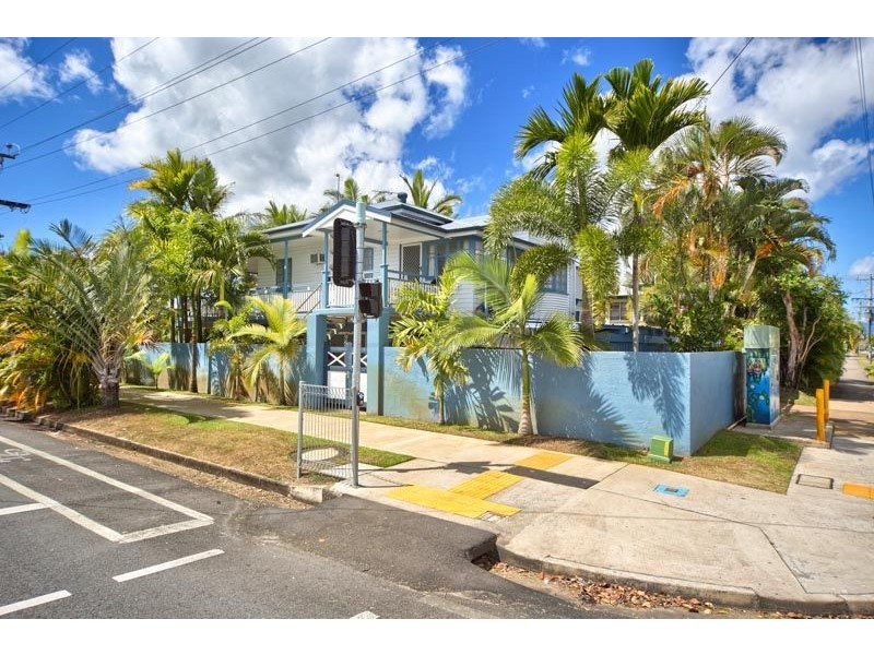 276 McLeod Street, Cairns North QLD 4870