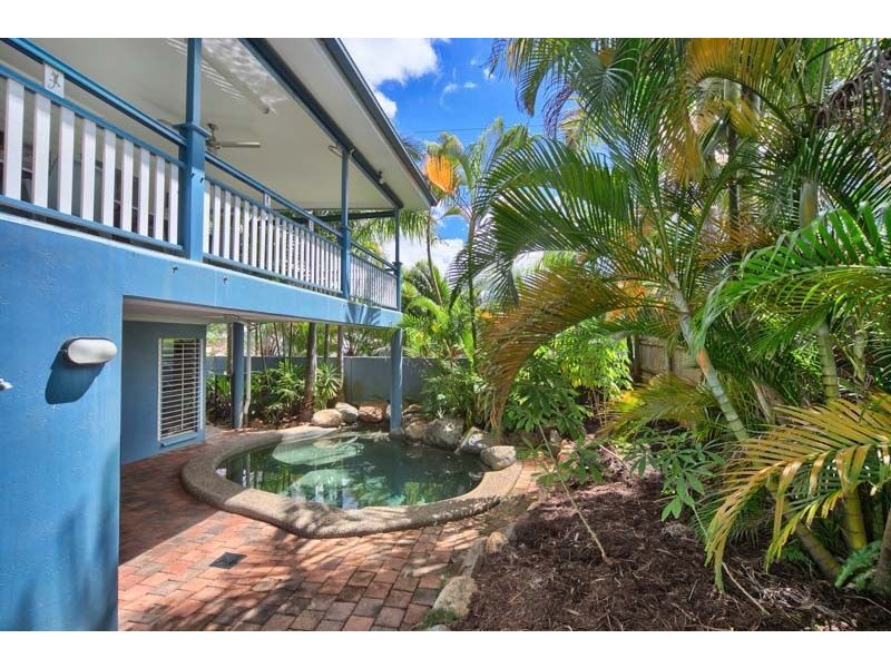 276 McLeod Street, Cairns North QLD 4870